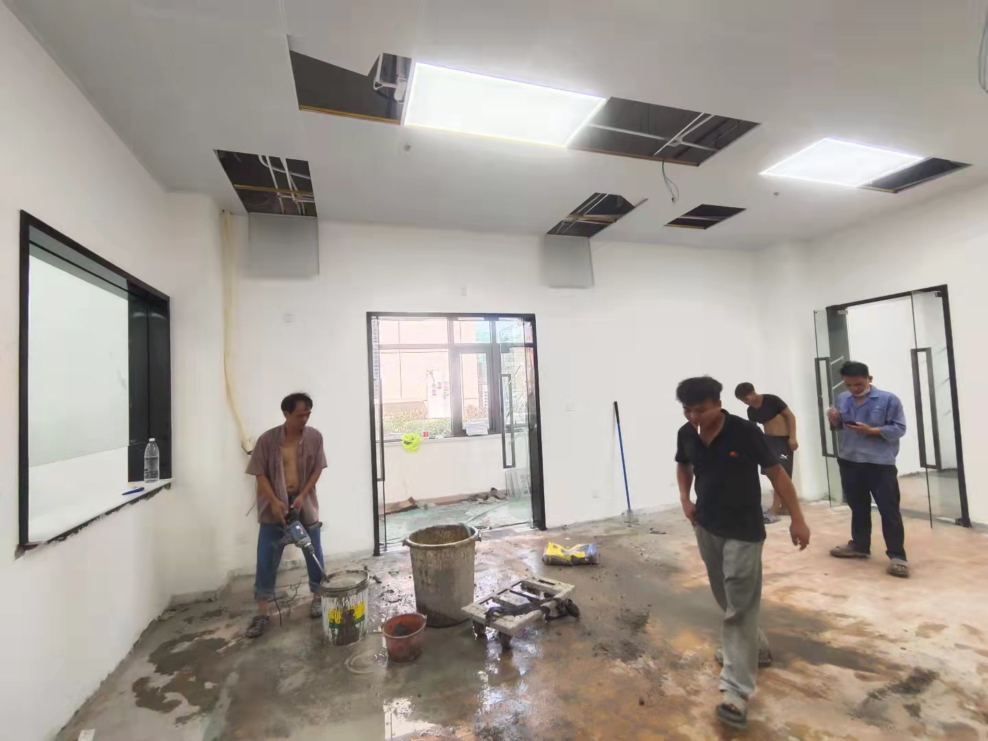 ��˸�ֵ����ֶ��������ֳ�