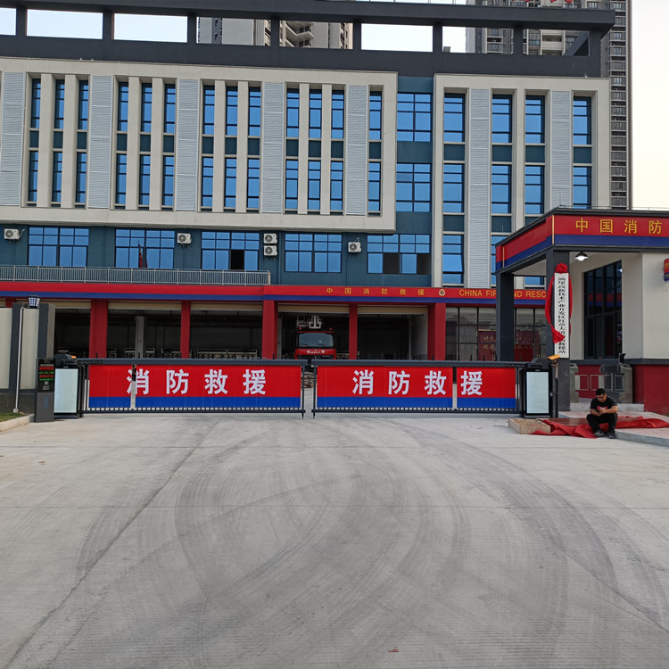 ��β�����ж�װ�ó���ʶ�����͹���բ��Ŀ