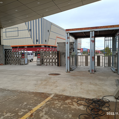 ��β½��ΰ̩���ͽ���װ�ó���ʶ��������ͨ��բ�����ڱ�